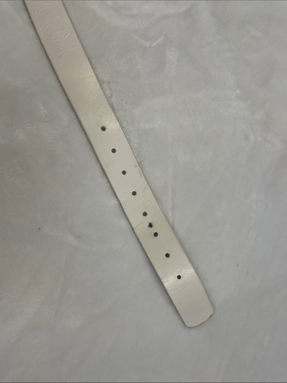 Volcom Men's Half Stone White Leather Belt with Logo Buckle - Picture 3 of 12